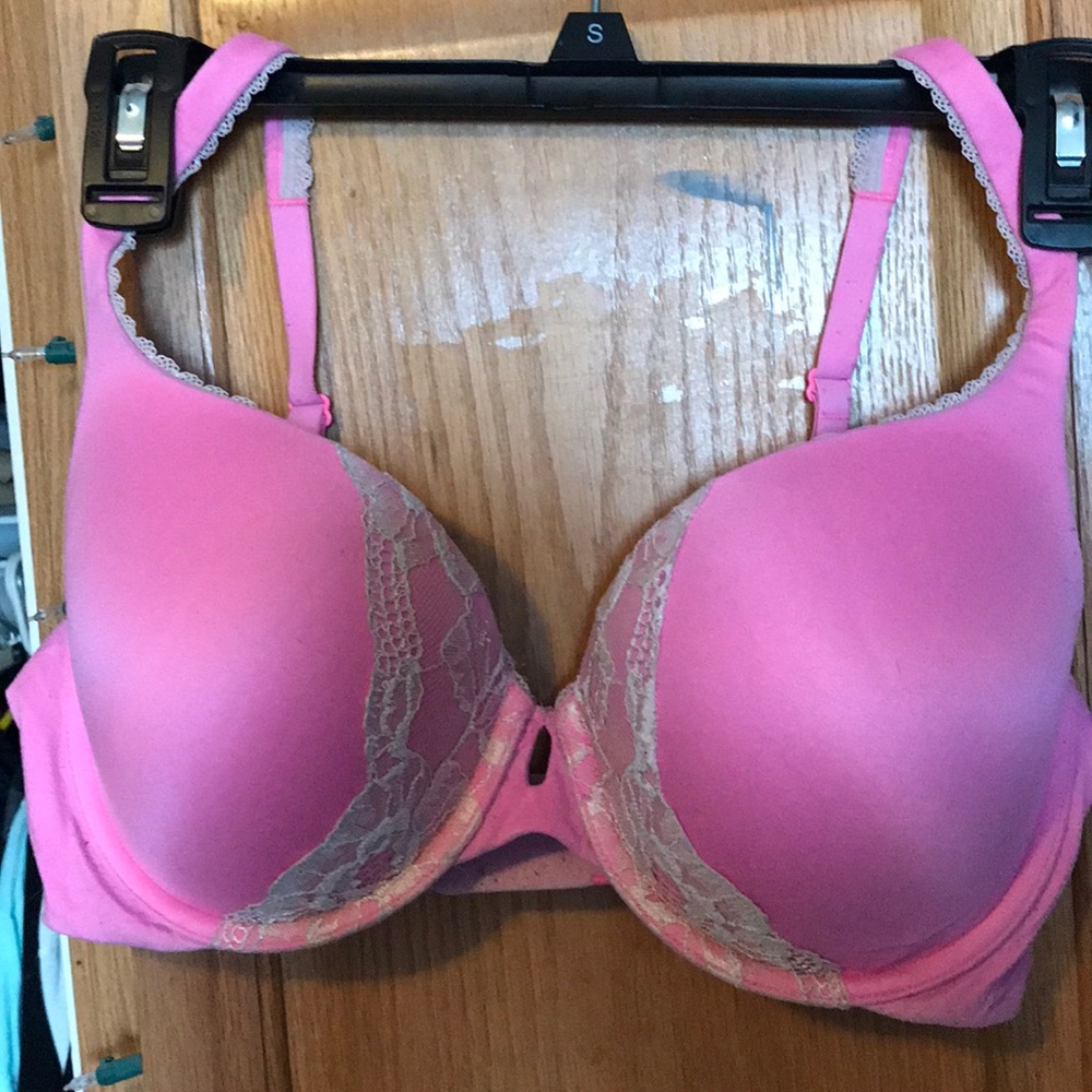 Victoria secret body by victoria bra 34dd